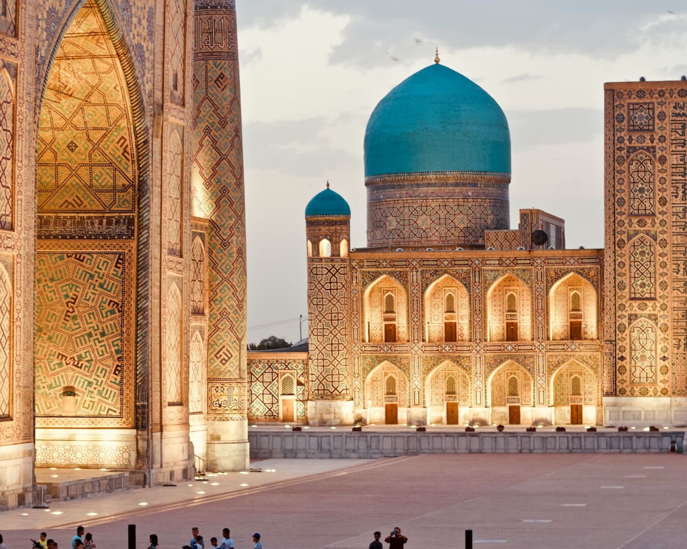 Uzbekistán , un viaje por la ruta de la seda